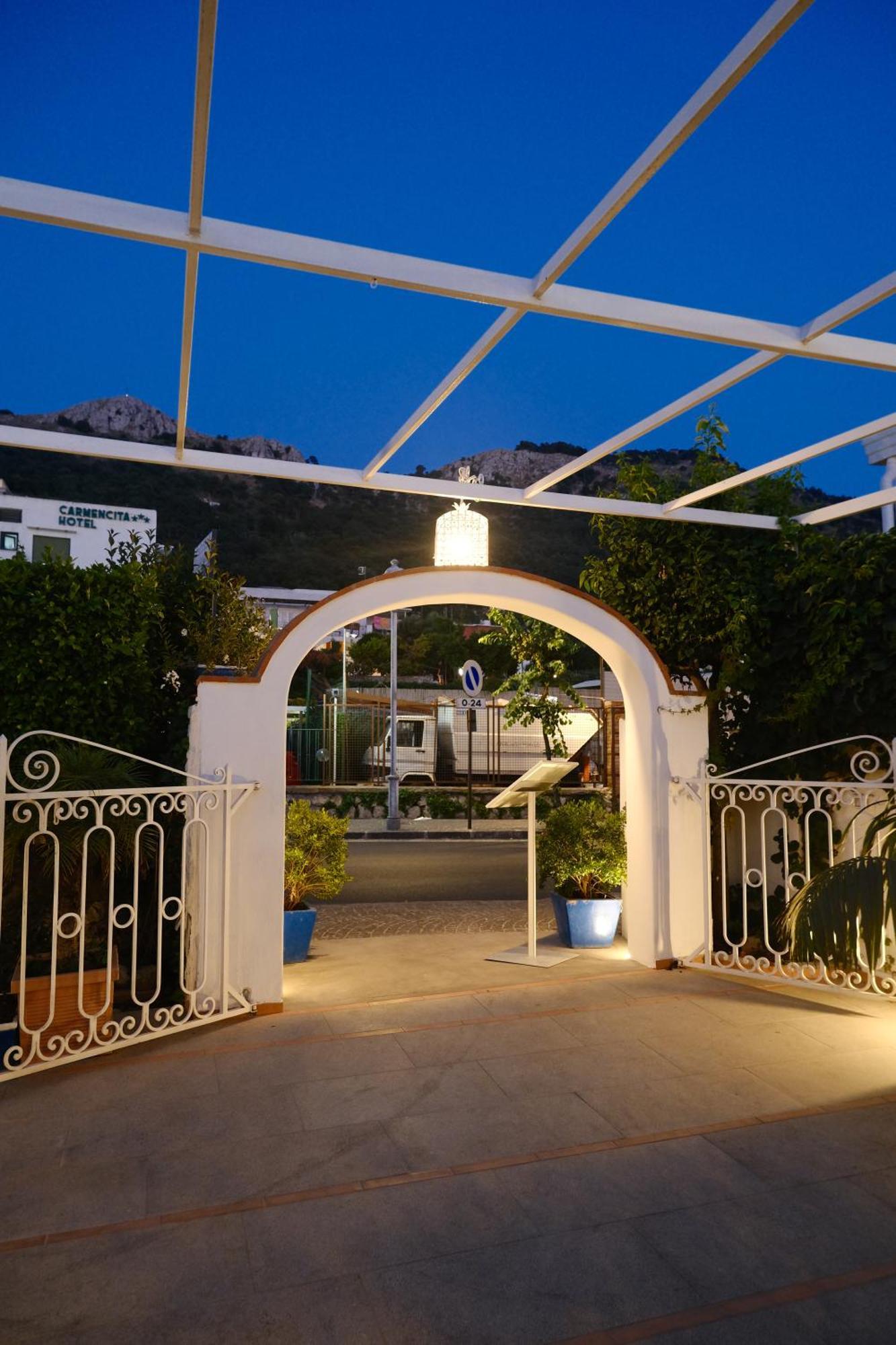 La Rondinella Suite Anacapri  Eksteriør bilde